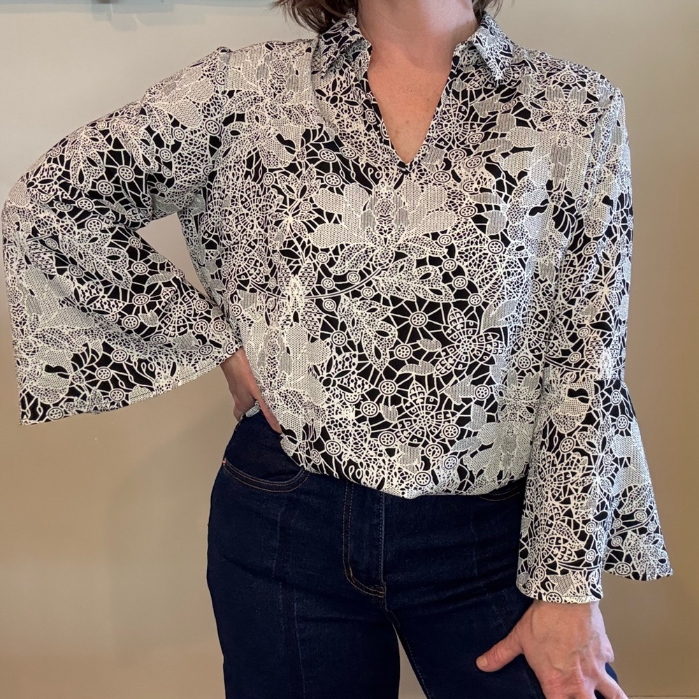 Notations Elegant Black and White Lace Women's Top